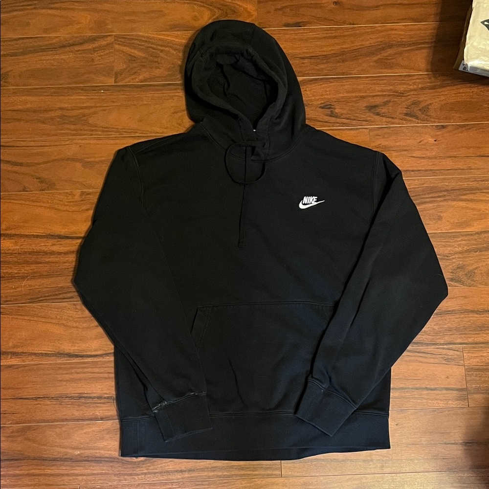 Nike Men's Black Pullover Hoodie